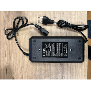 24V 20A Elektrikli Bisiklet Şarj Cihazı C16 Uçlu Hızlı Şarj Adaptörü |